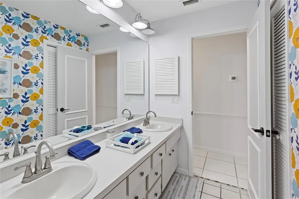 10 Arbor Lane Oldsmar FL 34677