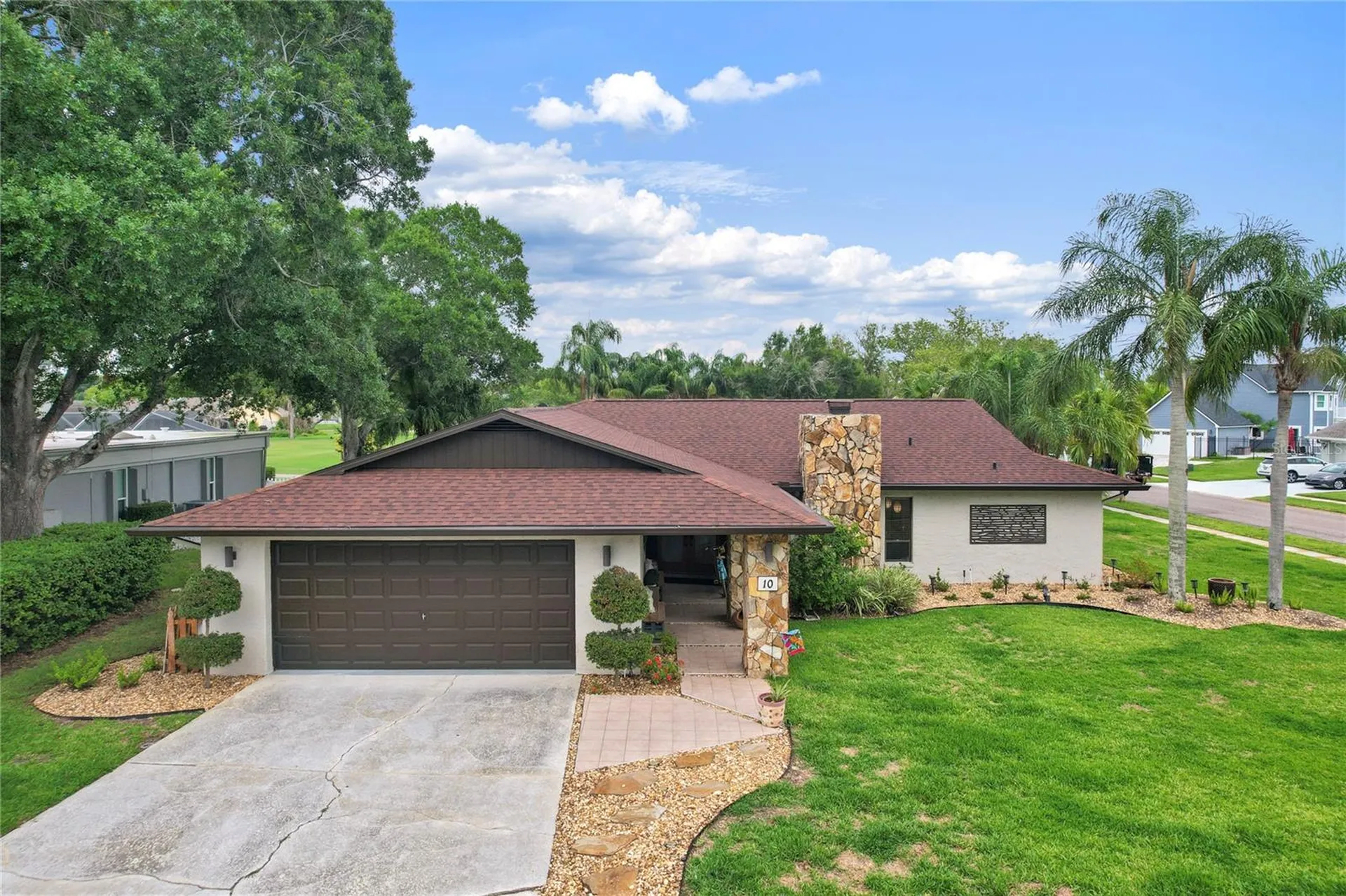 10 Arbor Lane Oldsmar FL 34677
