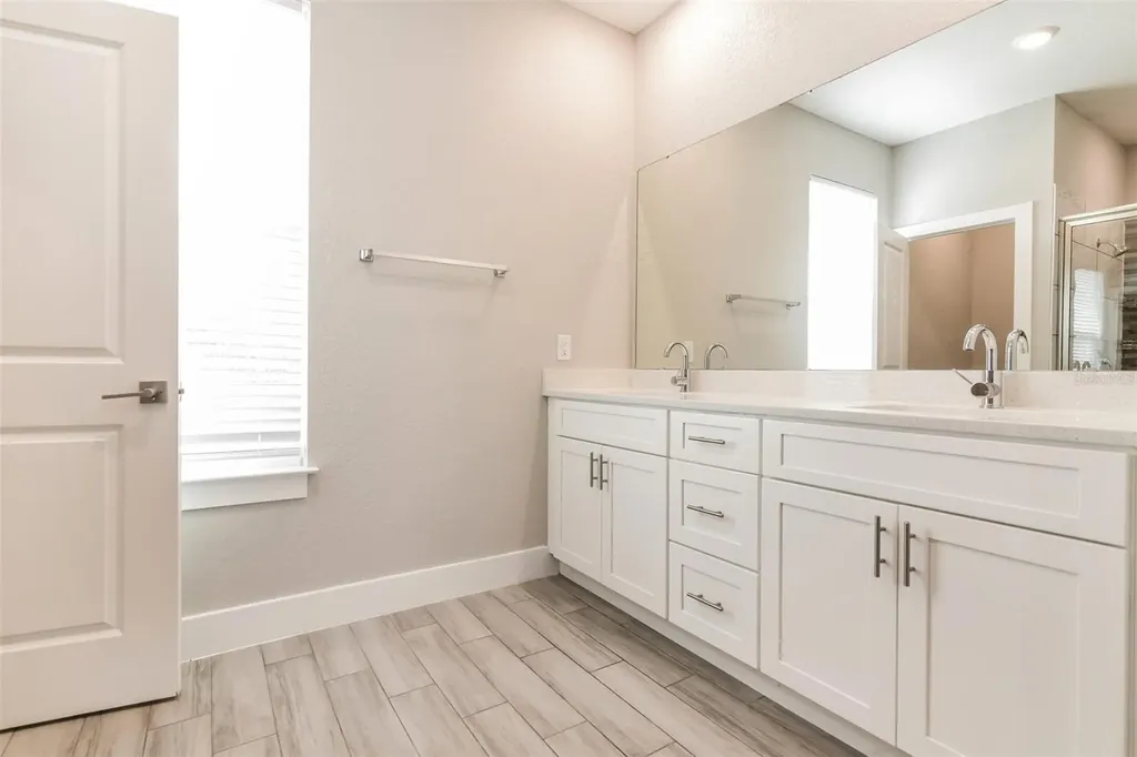 325 Hibiscus Drive Kissimmee FL 34759