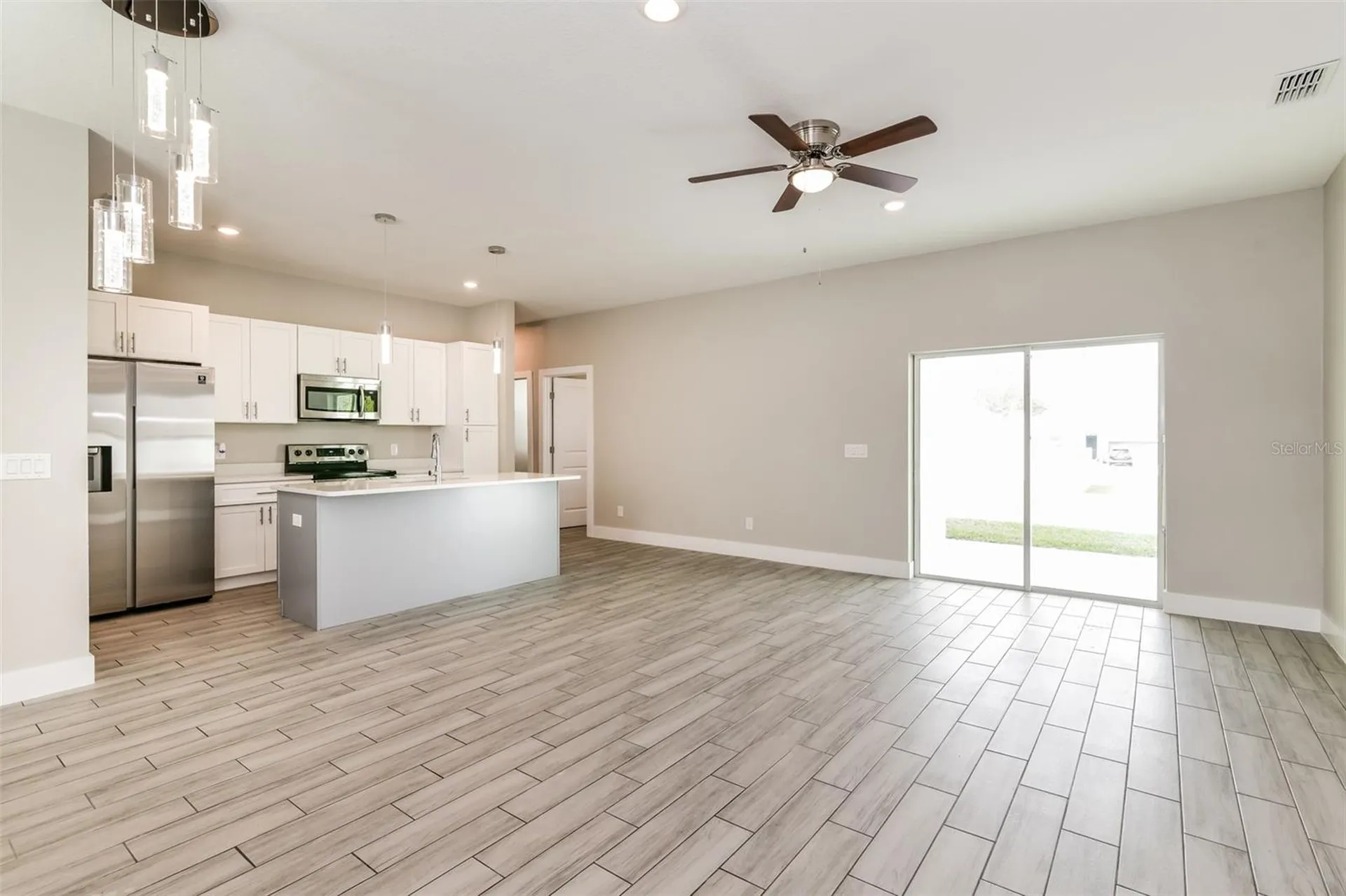 325 Hibiscus Drive Kissimmee FL 34759