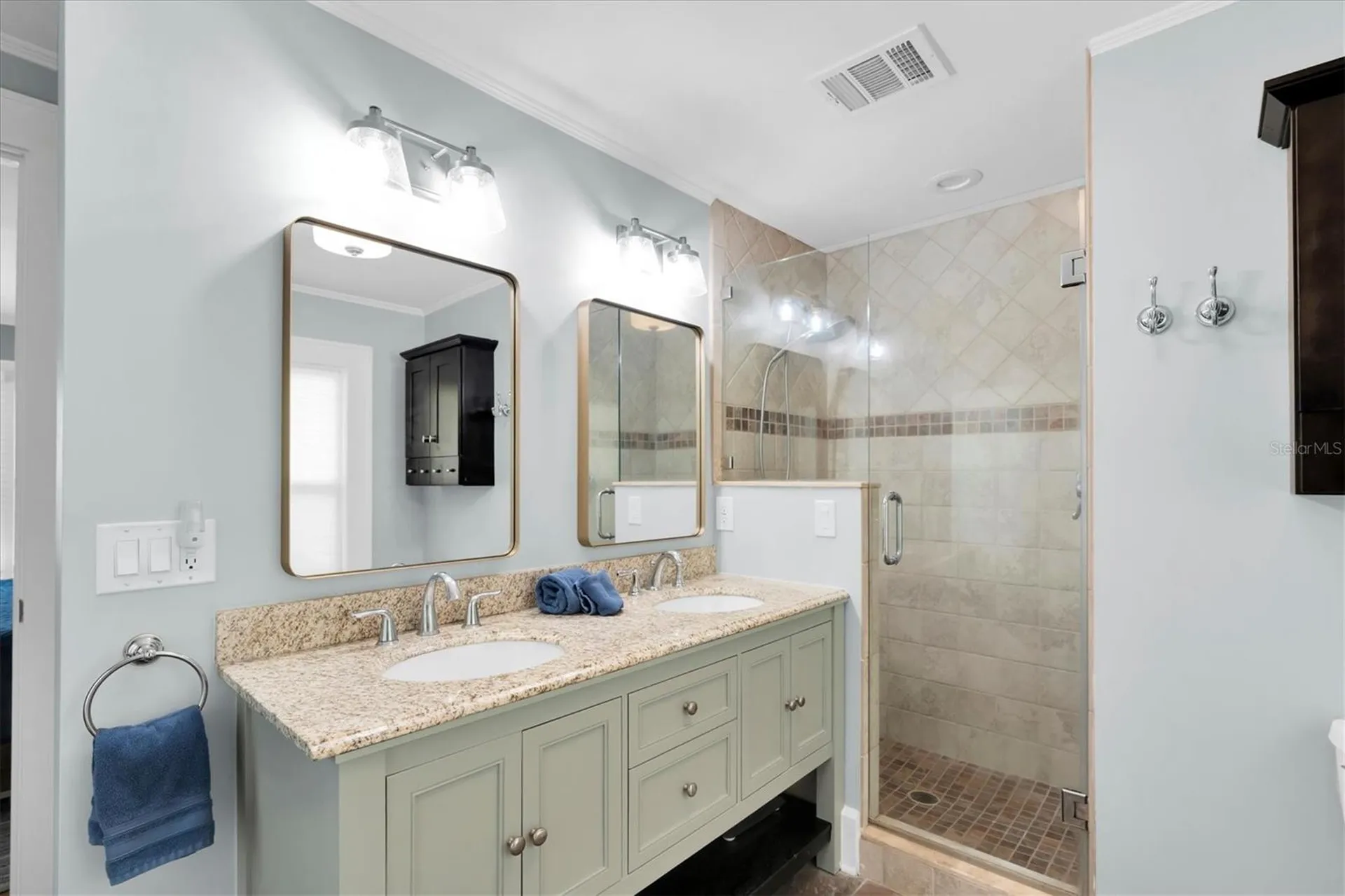 248 14th Avenue NE St Petersburg FL 33701