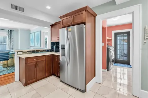 248 14th Avenue NE St Petersburg FL 33701