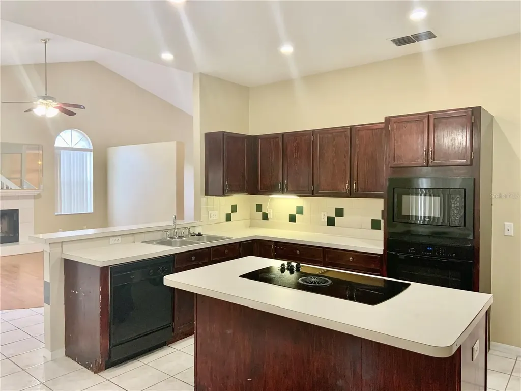 3878 Kingston Oaks Cove Oviedo FL 32765