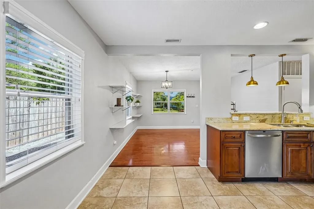 3924 W Bay View Avenue Tampa FL 33611