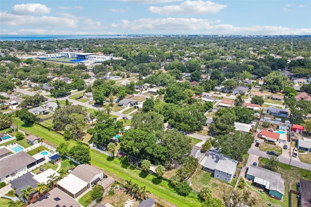 3924 W Bay View Avenue Tampa FL 33611