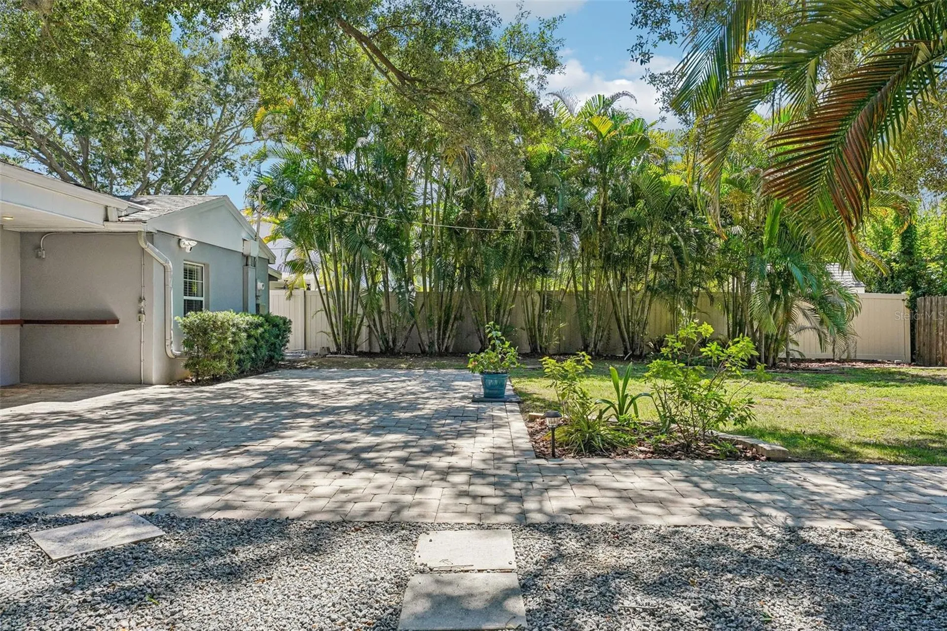 3924 W Bay View Avenue Tampa FL 33611