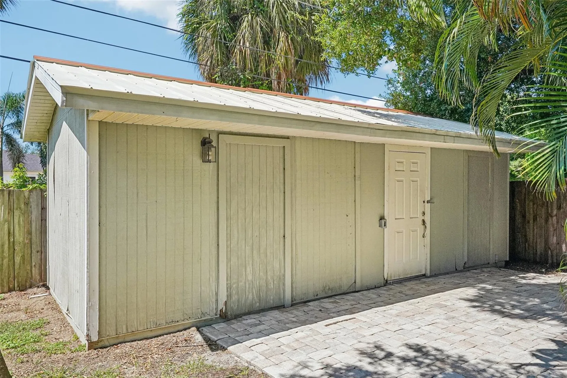 3924 W Bay View Avenue Tampa FL 33611