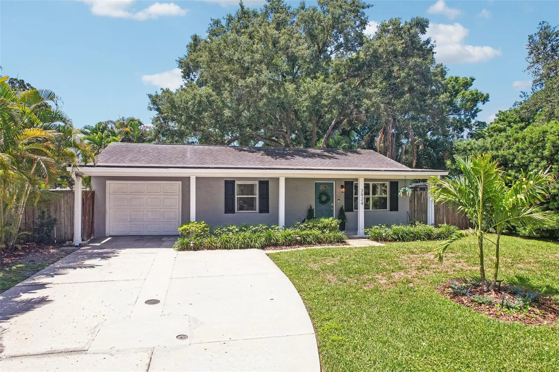 3924 W Bay View Avenue Tampa FL 33611