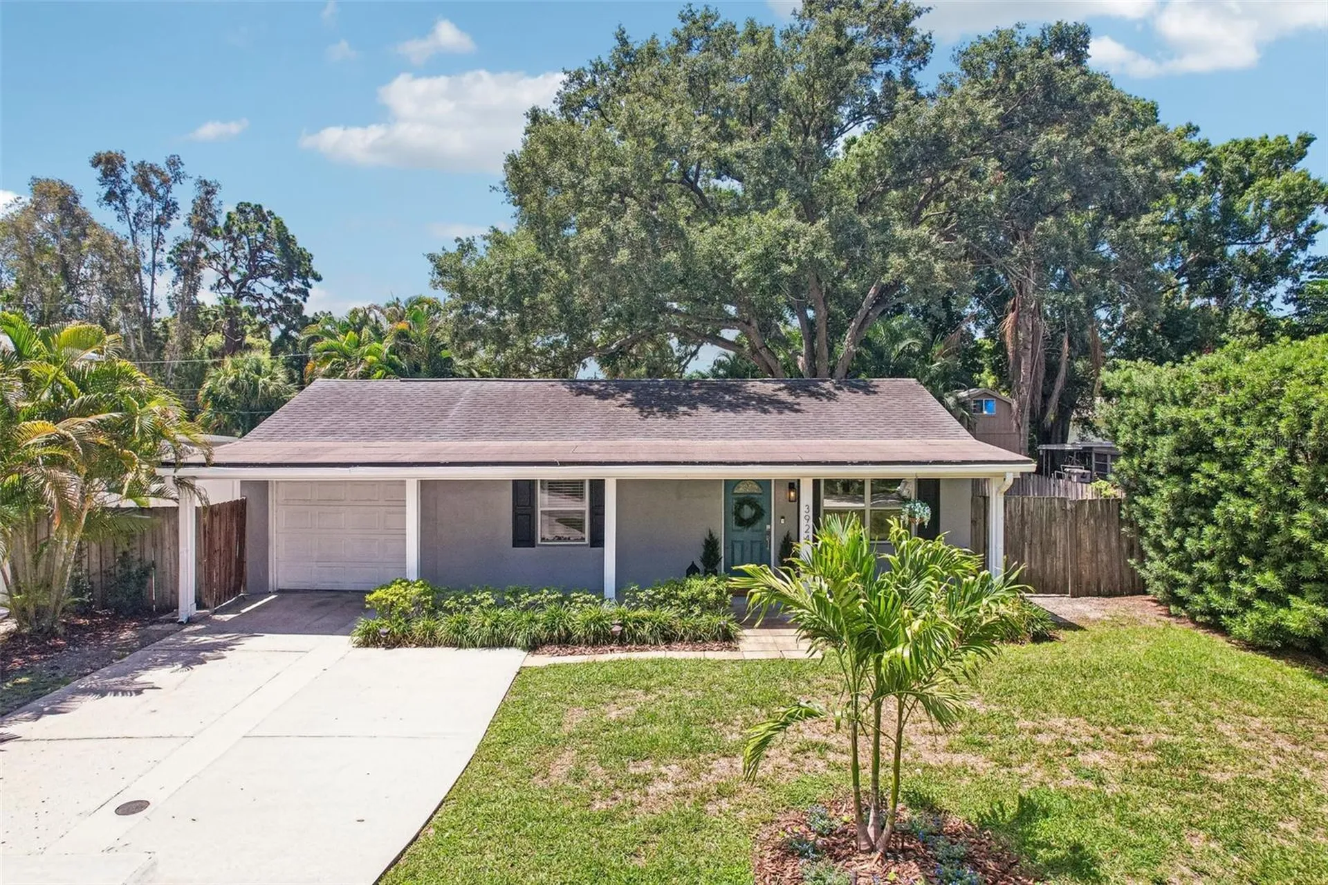 3924 W Bay View Avenue Tampa FL 33611