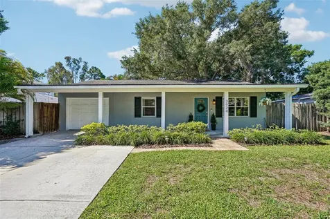 3924 W Bay View Avenue Tampa FL 33611