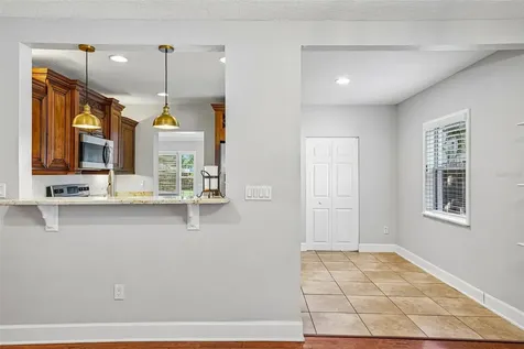 3924 W Bay View Avenue Tampa FL 33611