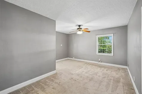 3924 W Bay View Avenue Tampa FL 33611