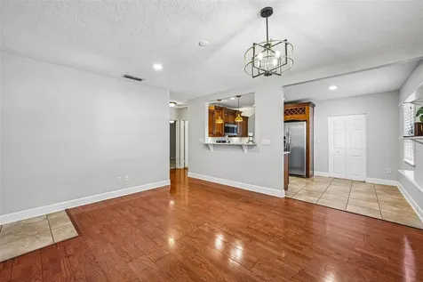 3924 W Bay View Avenue Tampa FL 33611