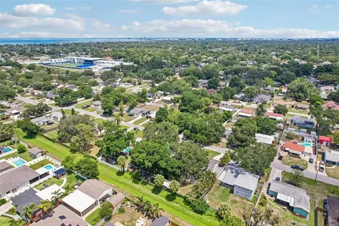 3924 W Bay View Avenue Tampa FL 33611