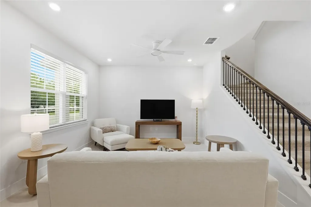 6917 Five Oaks Drive Harmony FL 34773