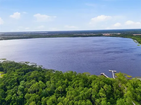 6917 Five Oaks Drive Harmony FL 34773