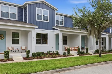 6917 Five Oaks Drive Harmony FL 34773