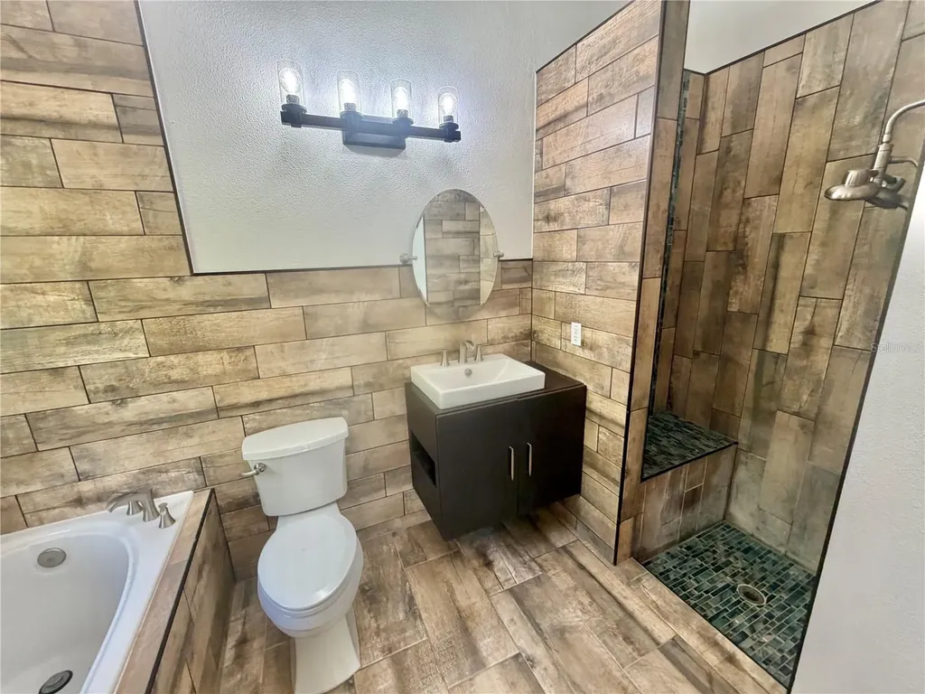 1230 Silverdale Street Deltona FL 32725