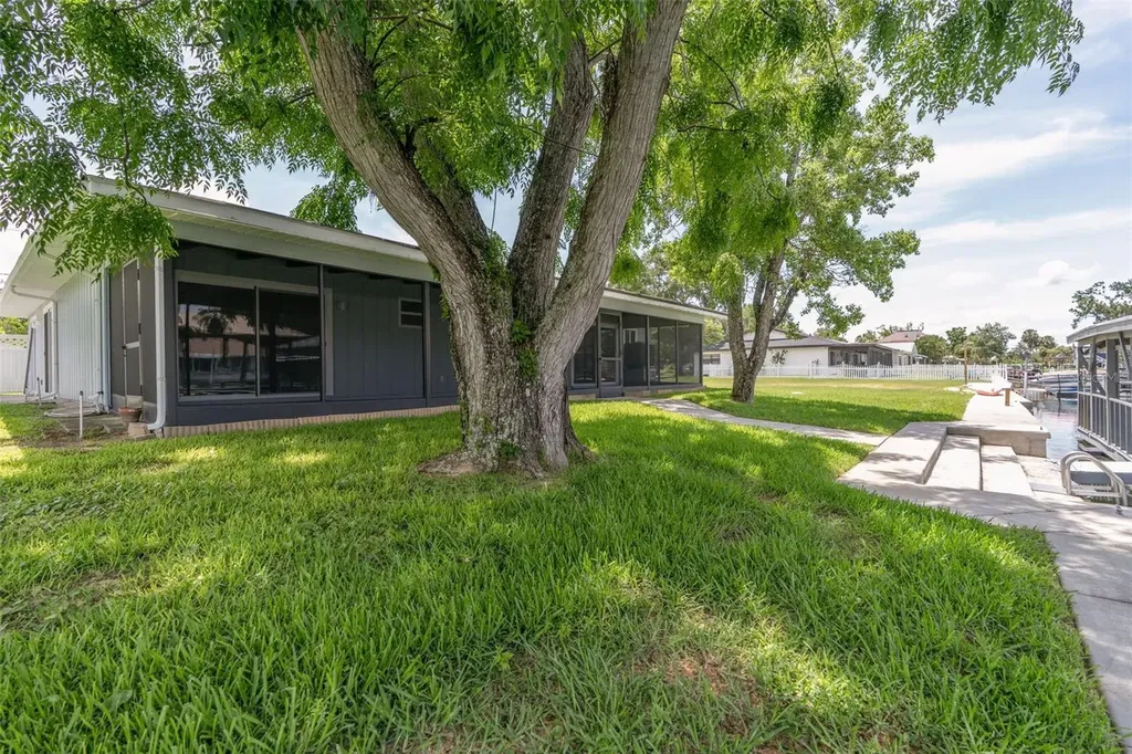 1218 SE 5th Avenue Crystal River FL 34429