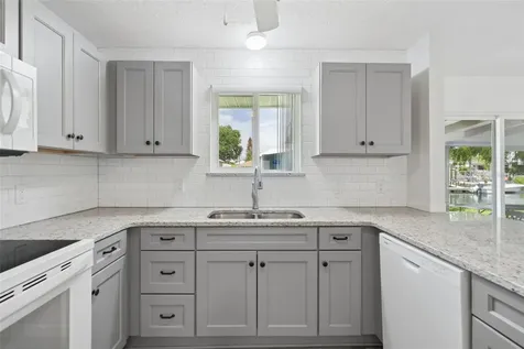 1218 SE 5th Avenue Crystal River FL 34429
