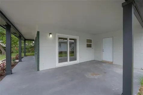 1911 W Cherry Street Tampa FL 33607