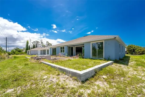 9024 Evelyn Road Englewood FL 34224