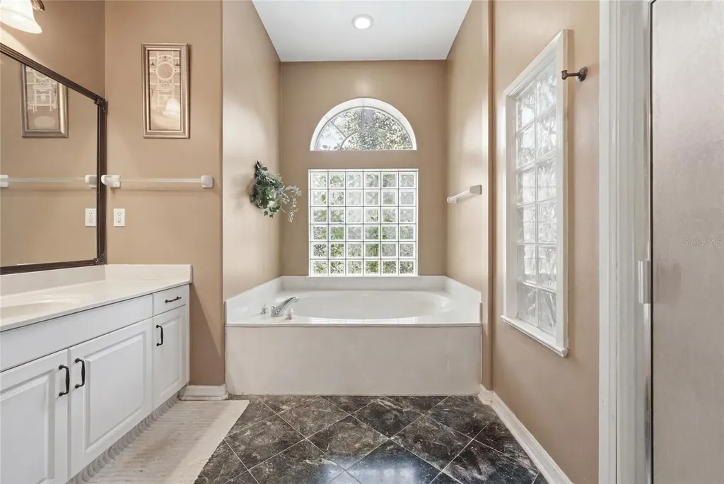 4208 SW 96th Drive Gainesville FL 32608