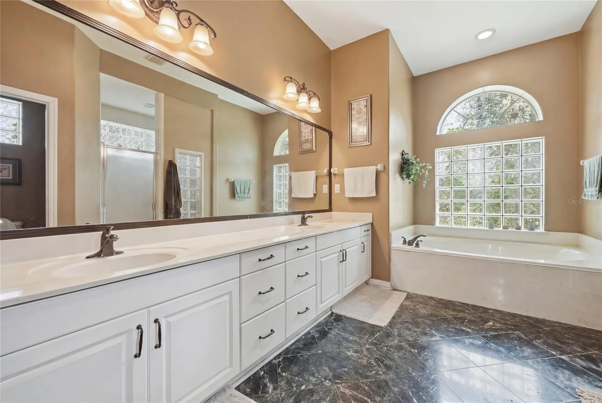 4208 SW 96th Drive Gainesville FL 32608