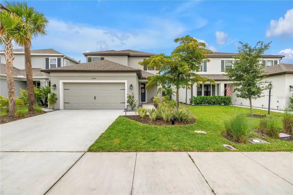 9240 Tequila Sunrise Drive Sarasota FL 34241