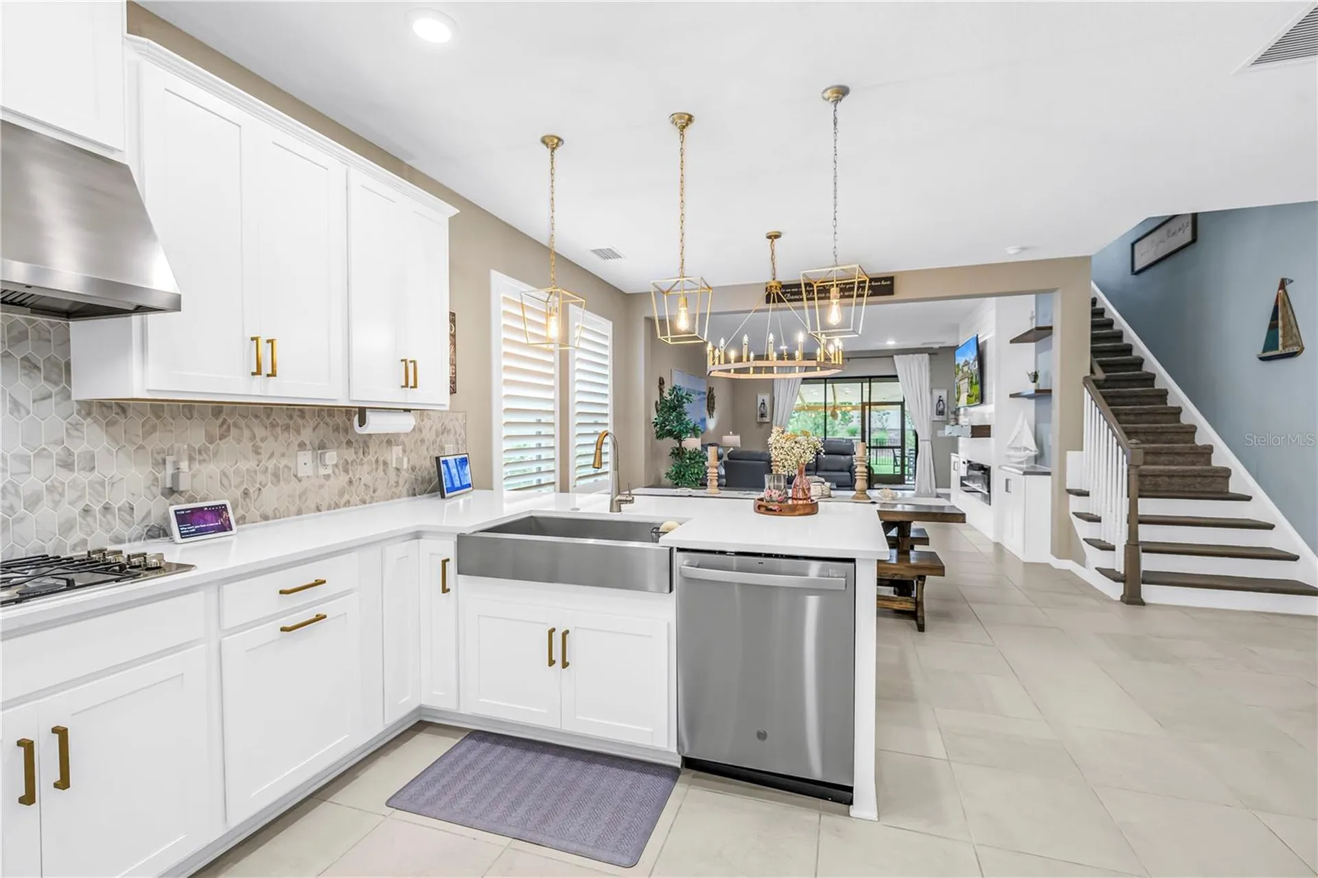 9240 Tequila Sunrise Drive Sarasota FL 34241