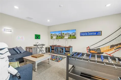9240 Tequila Sunrise Drive Sarasota FL 34241