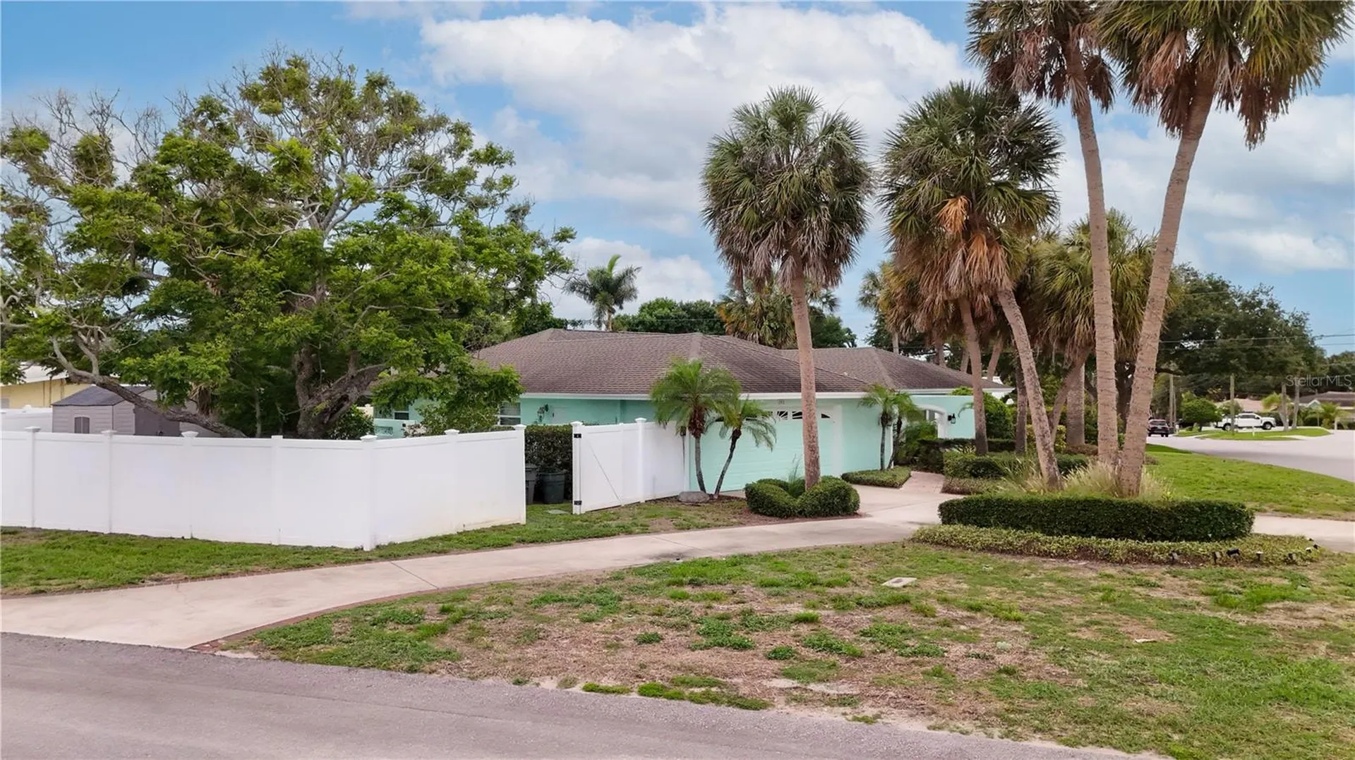 301 Palm Drive Largo FL 33770