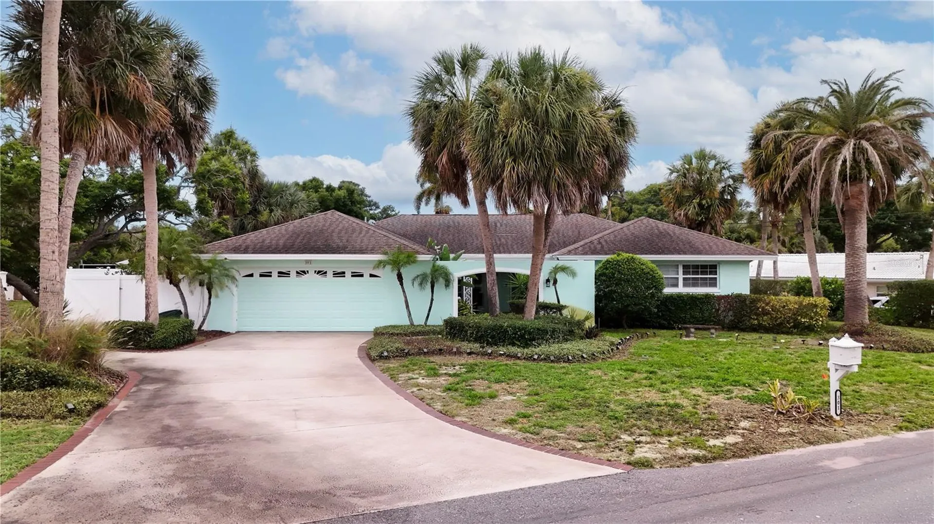 301 Palm Drive Largo FL 33770