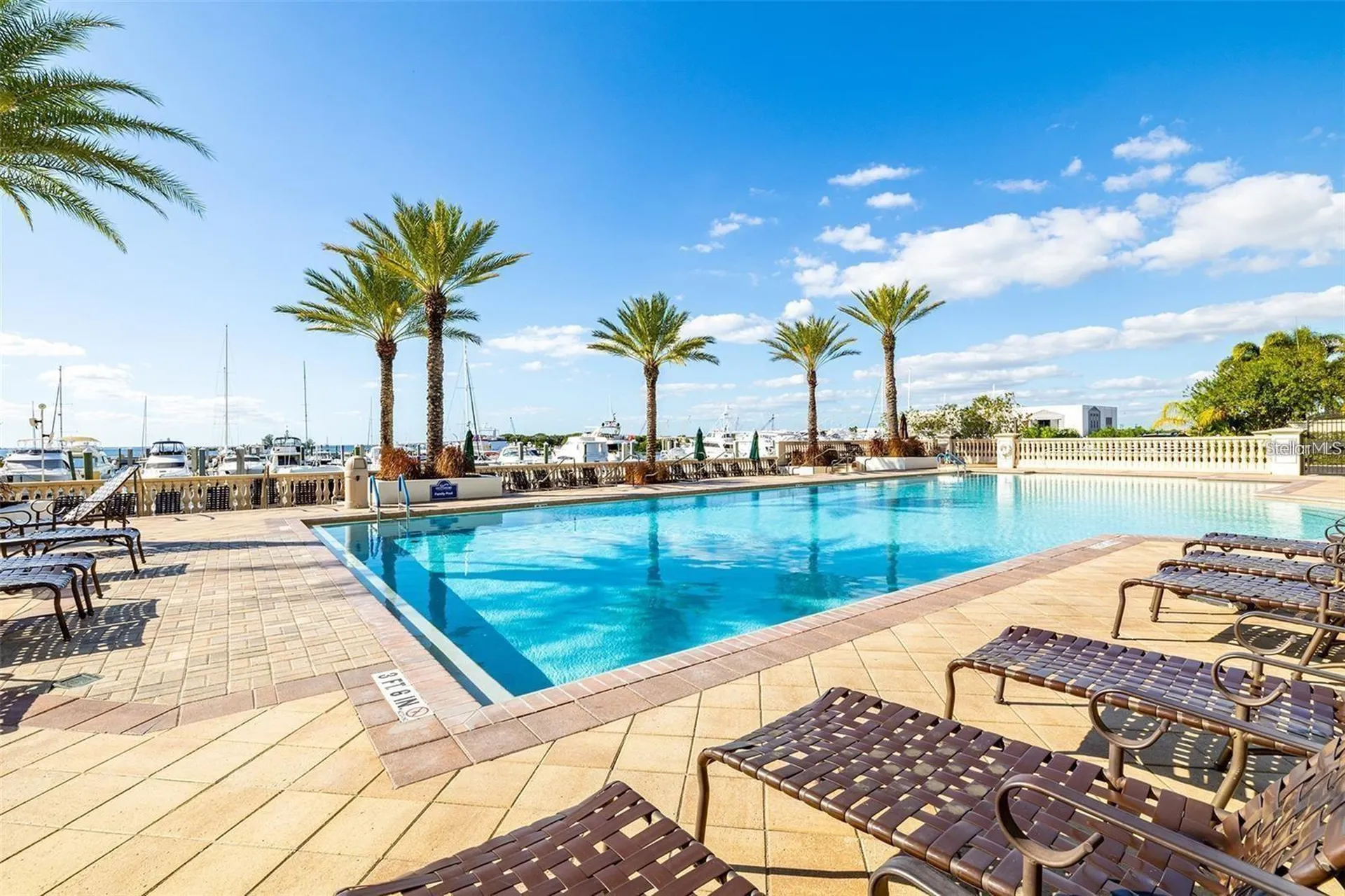 4815 Yacht Club Drive Tampa FL 33616