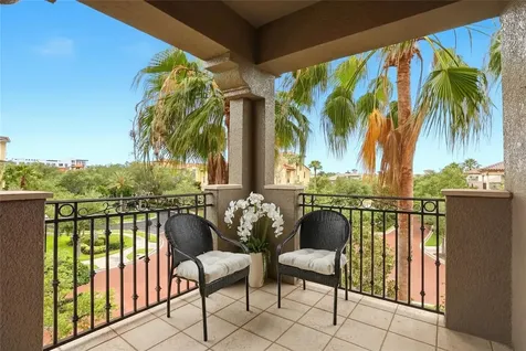 4815 Yacht Club Drive Tampa FL 33616
