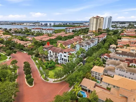 4815 Yacht Club Drive Tampa FL 33616