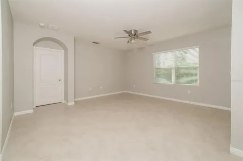 345 Summershore Drive Auburndale FL 33823
