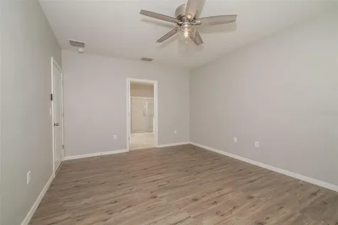 345 Summershore Drive Auburndale FL 33823