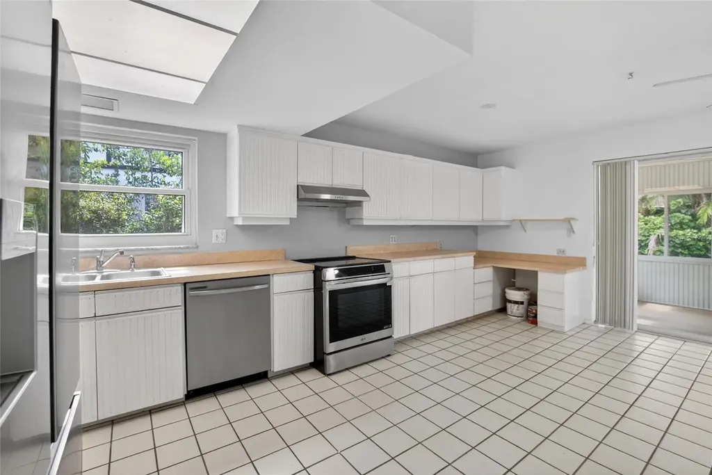 1900 Stanton Avenue Largo FL 33770