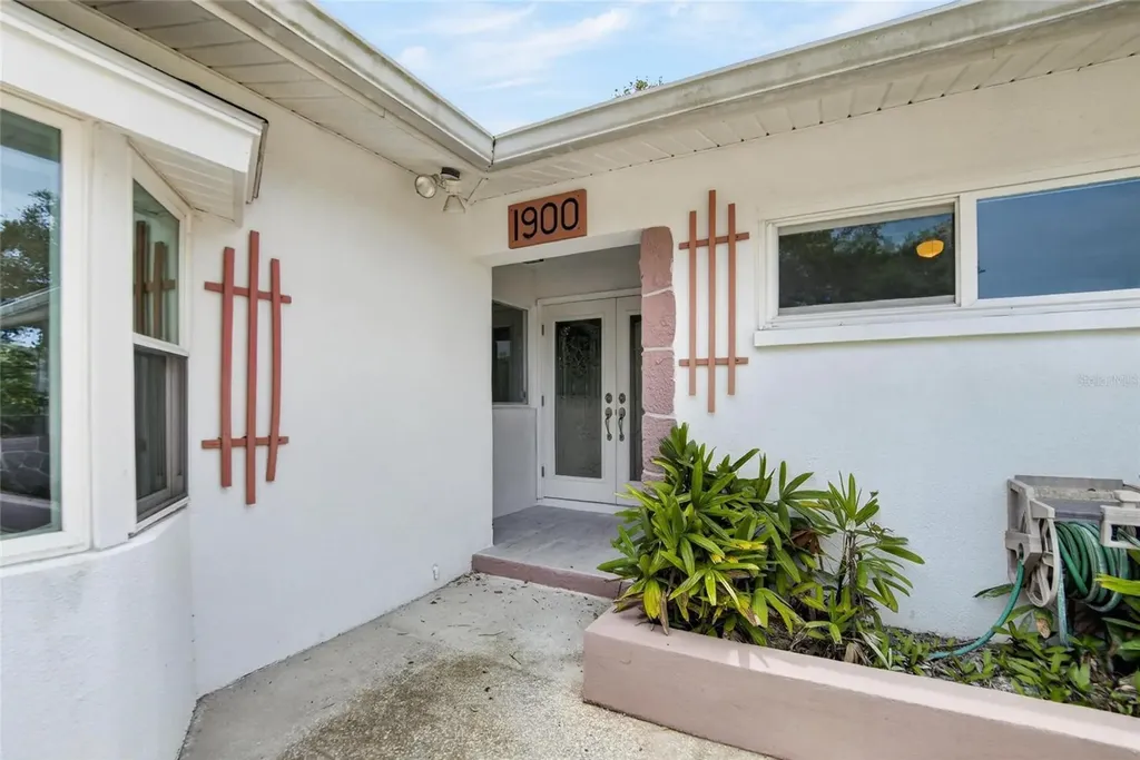 1900 Stanton Avenue Largo FL 33770
