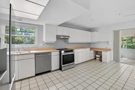 1900 Stanton Avenue Largo FL 33770