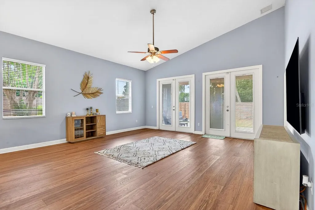 2219 18th Avenue W Bradenton FL 34205