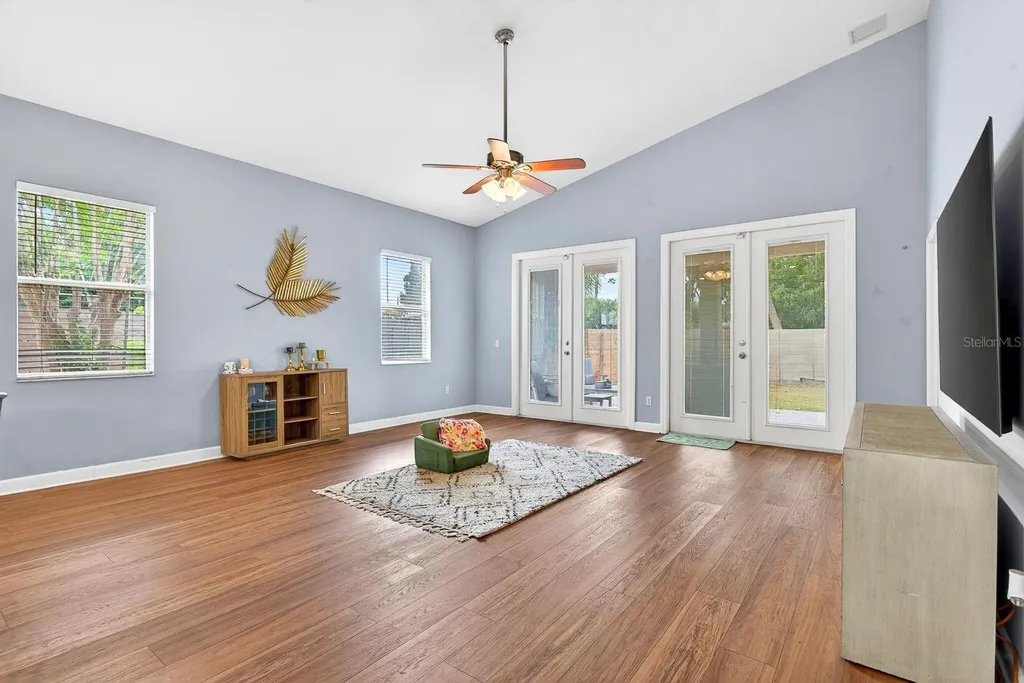 2219 18th Avenue W Bradenton FL 34205