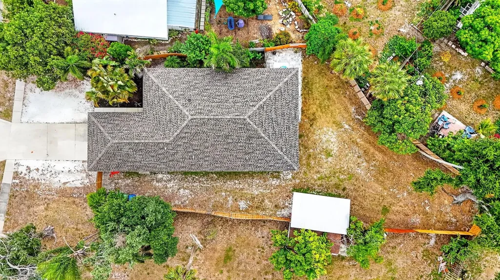2219 18th Avenue W Bradenton FL 34205