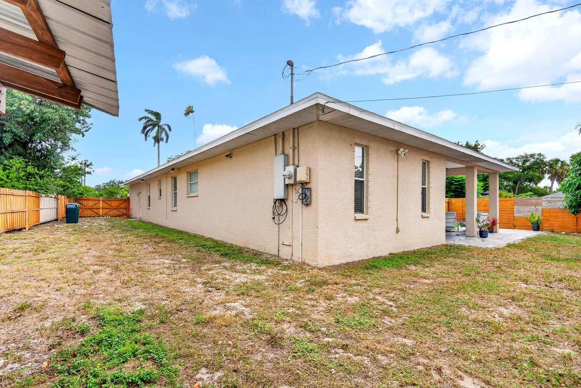 2219 18th Avenue W Bradenton FL 34205