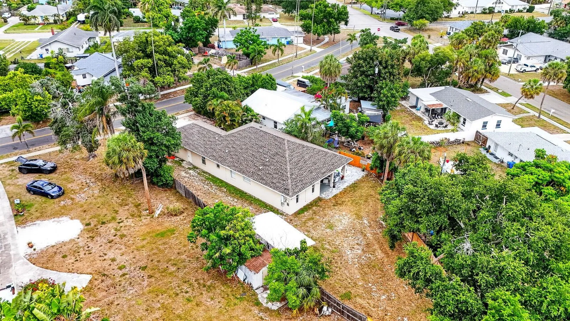 2219 18th Avenue W Bradenton FL 34205