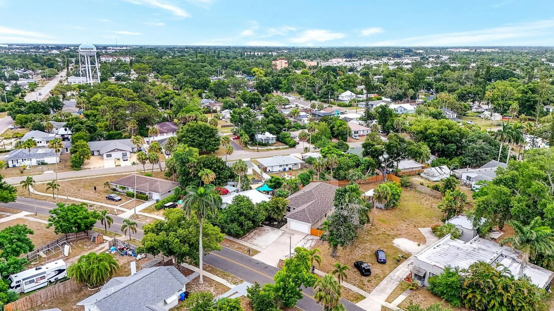 2219 18th Avenue W Bradenton FL 34205