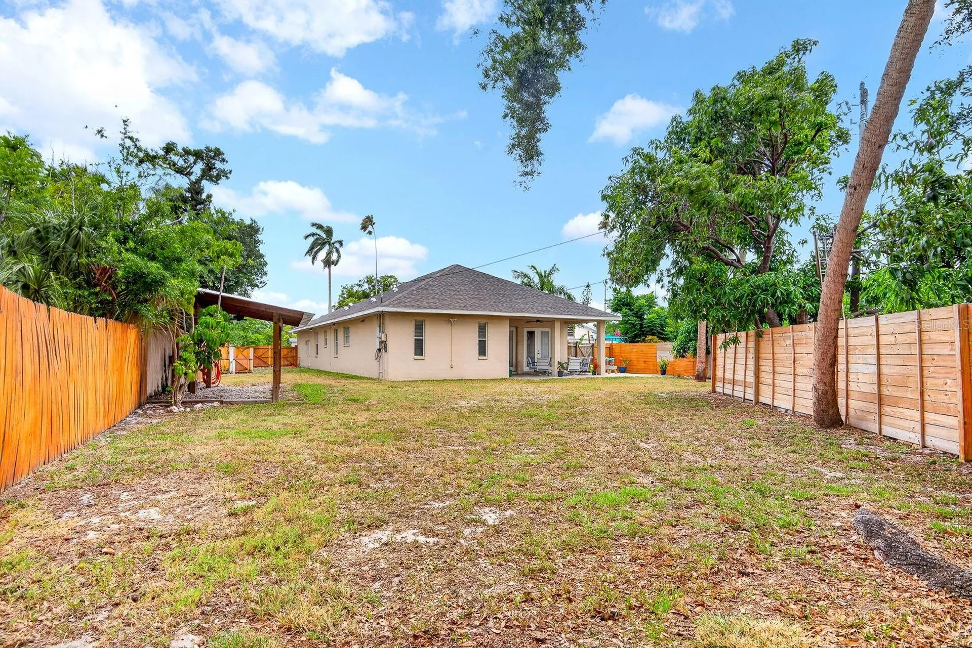 2219 18th Avenue W Bradenton FL 34205