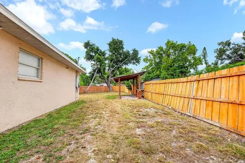 2219 18th Avenue W Bradenton FL 34205