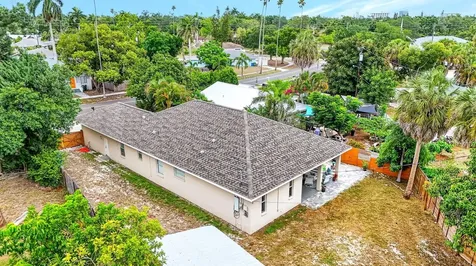 2219 18th Avenue W Bradenton FL 34205